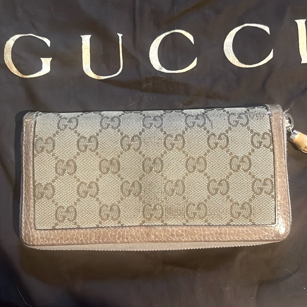 Authentic Gucci long wallet